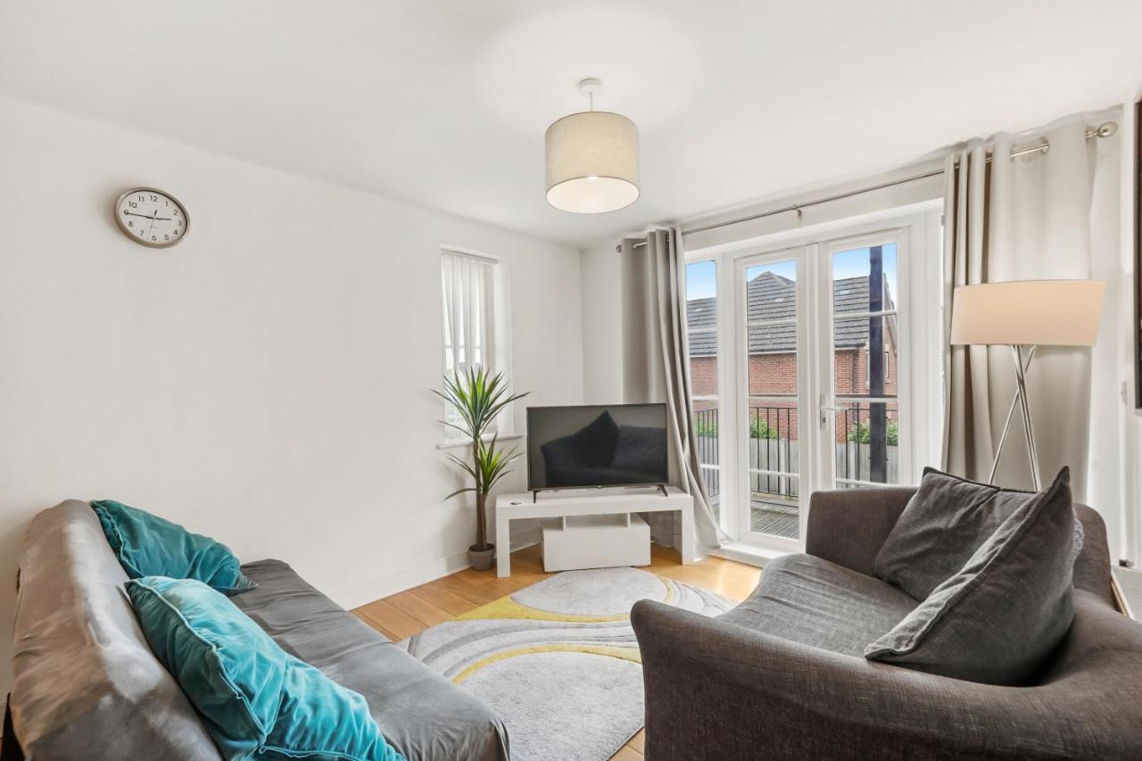 Luxnightzz - Two Bed - Close To North Station And Hospital Colchester Eksteriør bilde